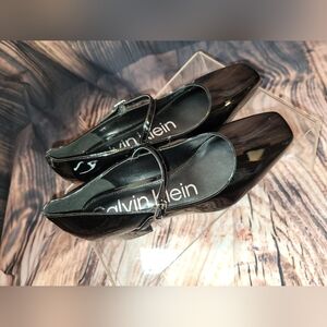 Calvin Klein Women's Jatlee Pump NWOB 7